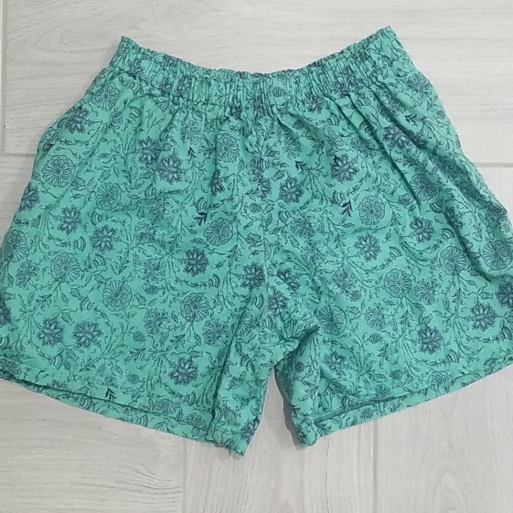 Patterned shorts